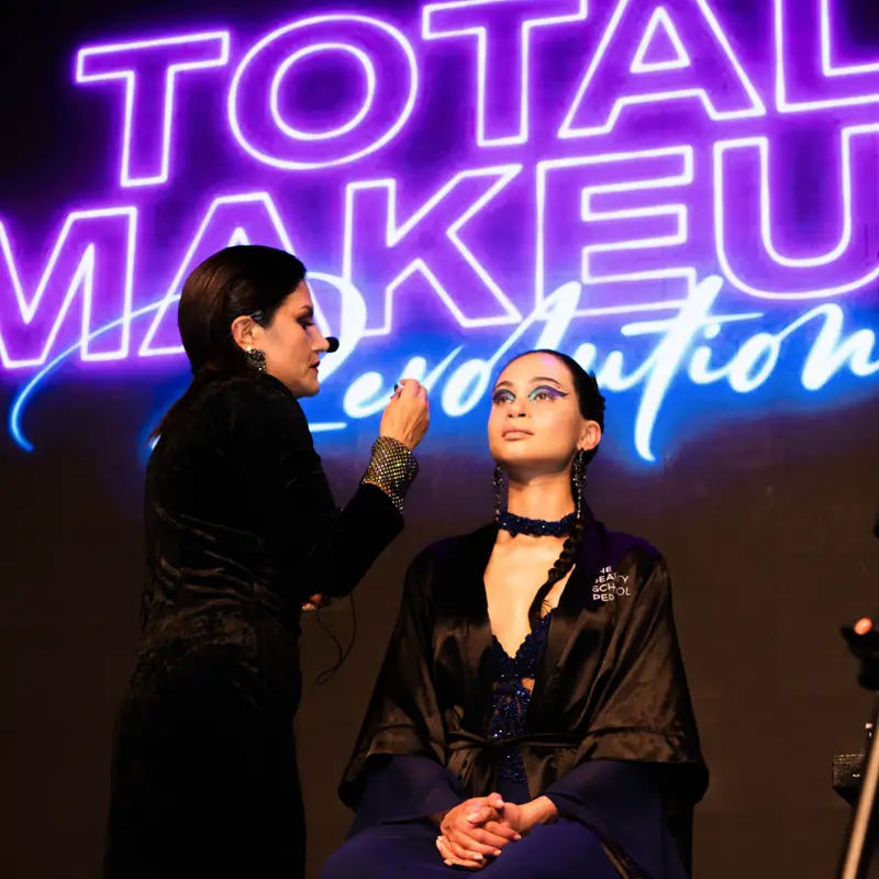 The Beauty School · Carrera Profesional